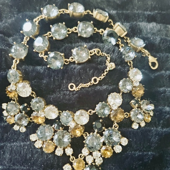 Crystal Statement Necklace - Picture 8 of 11